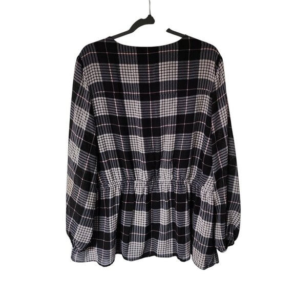 Lane Bryant Navy Blue Plaid Button Front V-Neck Peasant Top Size 22 - Picture 4 of 9